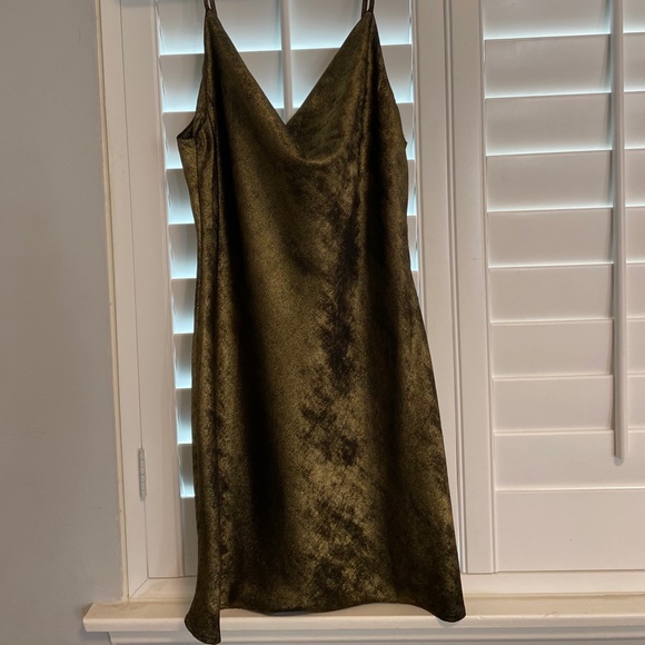 Satin cowl neck mini dress - Picture 4 of 4